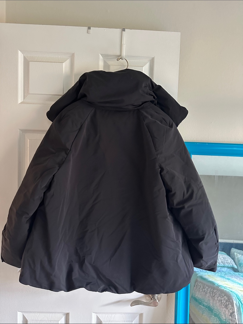 Uniqlo Jil Sander +J Women's Black Puffer Coat with Oversized Collar - Picture 2 of 6